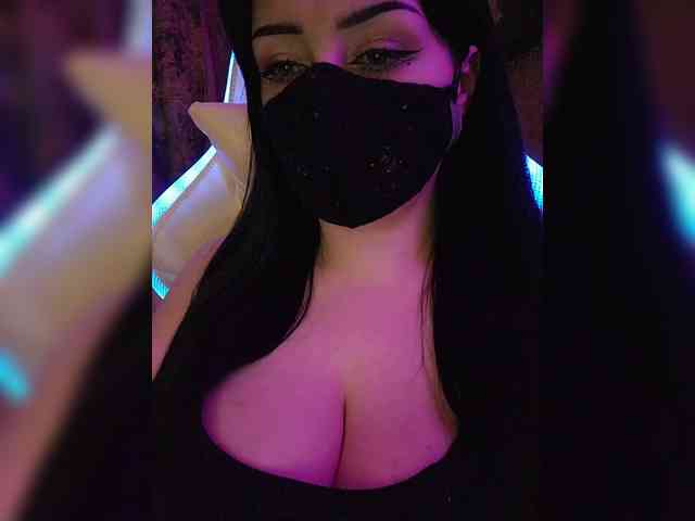 YennSI Live Webcam on BongaCams