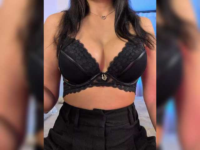 -LanaRay-'s BongaCams show and profile