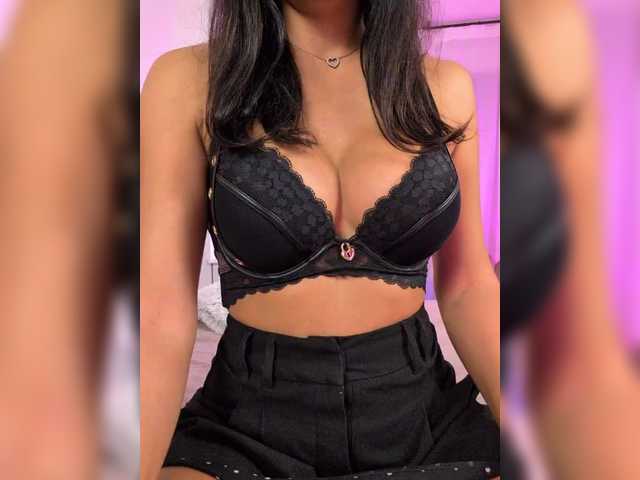  -LanaRay- chat room