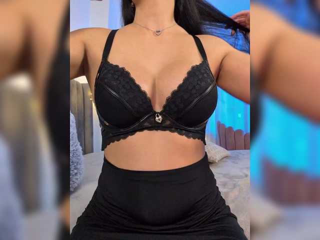 -LanaRay-'s BongaCams show and profile