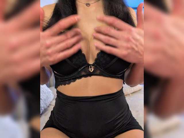 -LanaRay-'s BongaCams show and profile