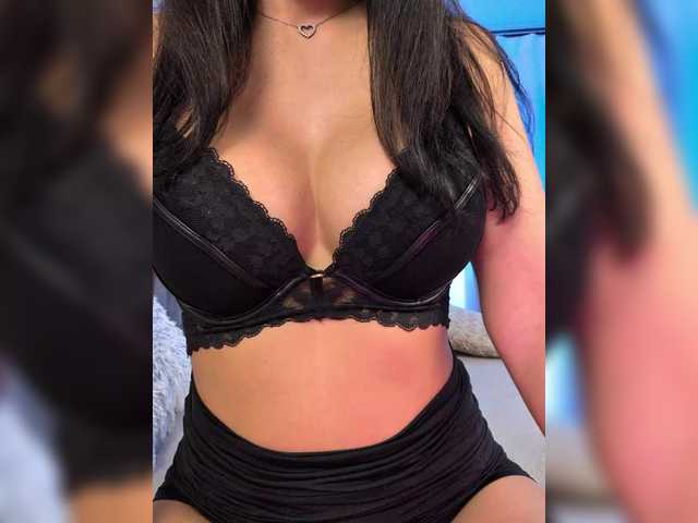 -LanaRay-'s BongaCams show and profile
