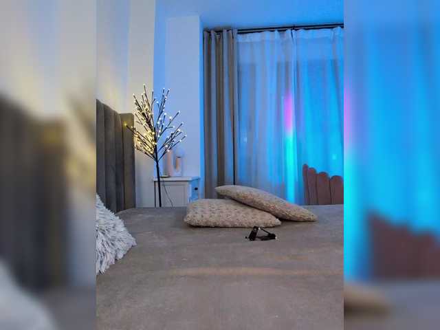 -LanaRay-'s BongaCams show and profile