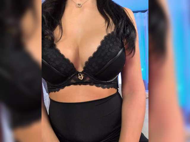 -LanaRay-'s BongaCams show and profile