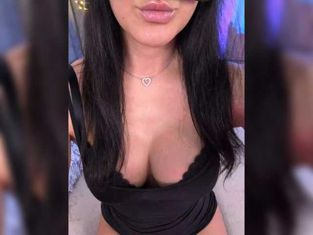 -LanaRay-'s BongaCams show and profile