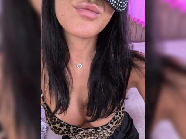 -LanaRay- – webcam model profile photo