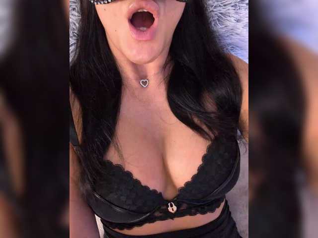 -LanaRay-'s BongaCams show and profile