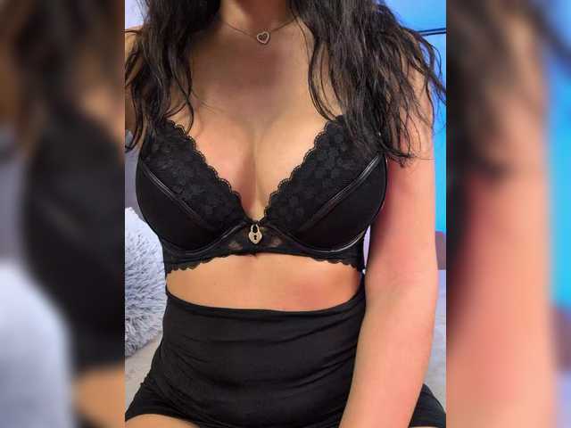 -LanaRay-'s BongaCams show and profile