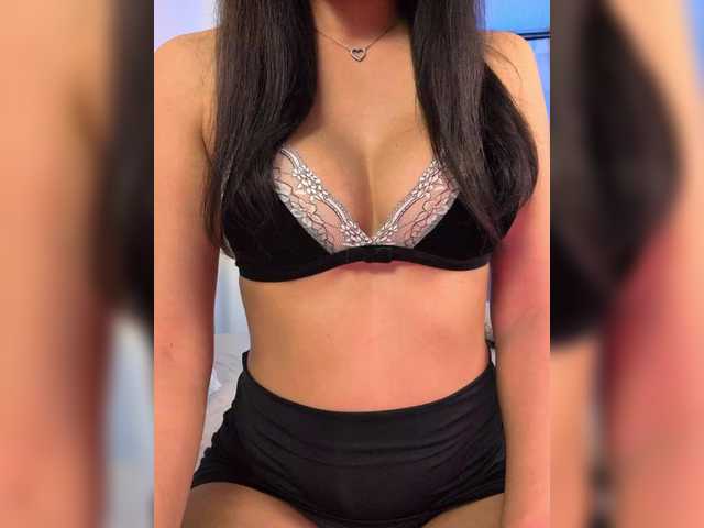 -LanaRay-'s BongaCams show and profile