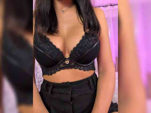 -LanaRay- Live Webcam on BongaCams