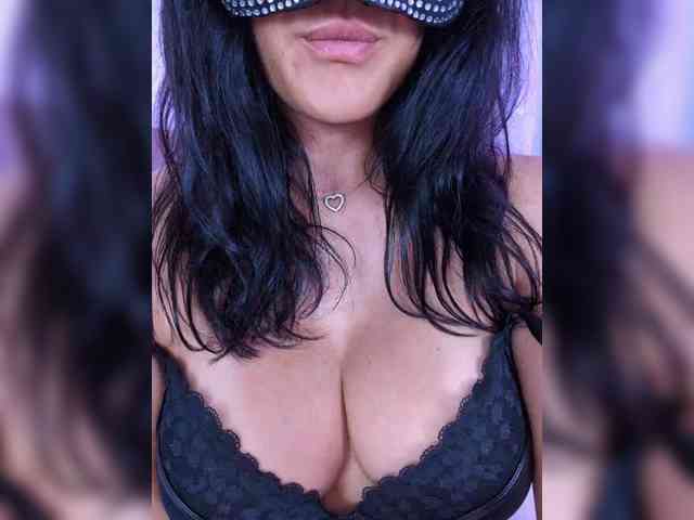 online webcam sex Lorienna