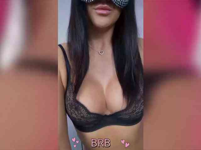 online web cam Lorienna