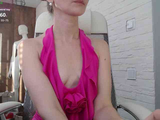 -Neva- Live Webcam on BongaCams