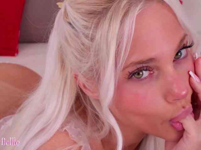 Jolly_Belle webcam