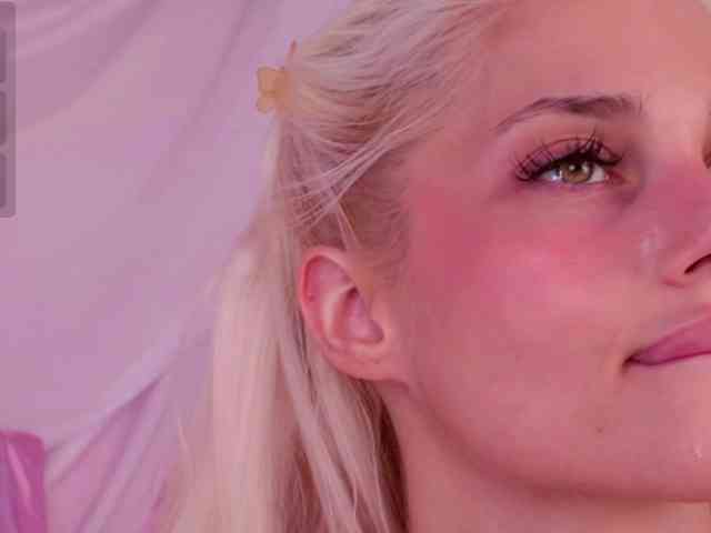 Jolly_Belle webcam