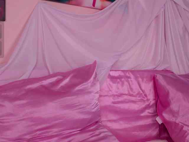 Jolly_Belle webcam