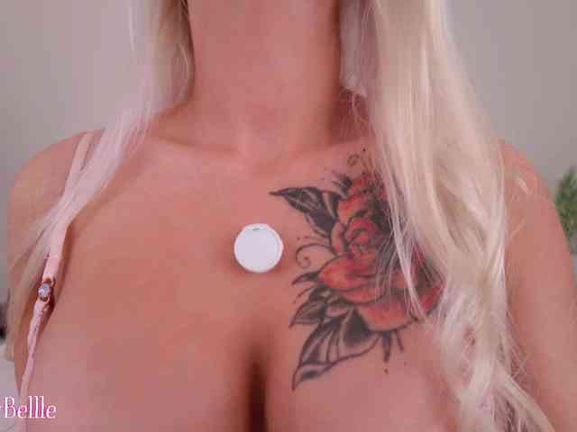 Jolly_Belle webcam
