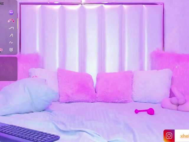  HellenParis chat room