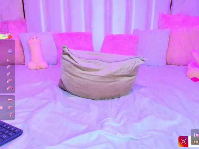 HellenParis webcam