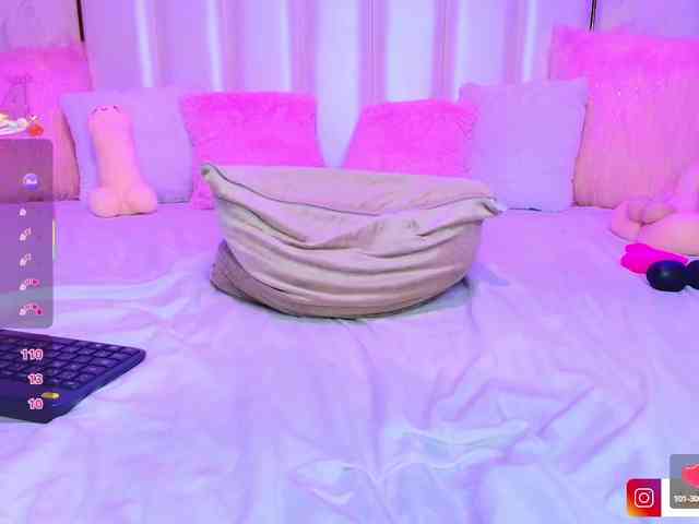 HellenParis webcam