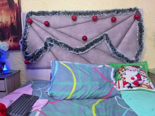 Esmeralda-Oik Porn Show