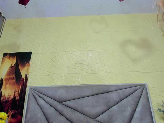 Esmeralda-Oik's BongaCams show and profile