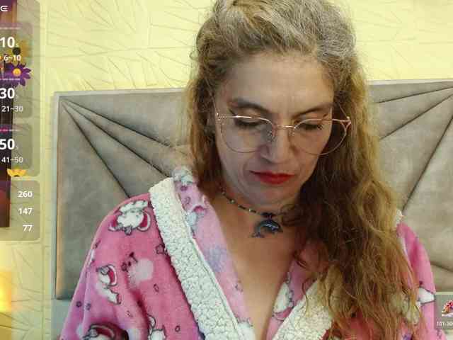 Esmeralda-Oik Esmeralda-Oik