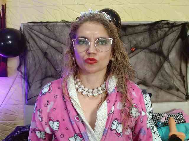 Esmeralda-Oik webcam