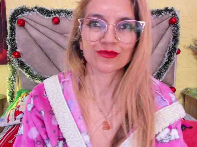 Esmeralda-Oik Esmeralda-Oik