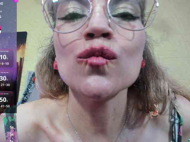 Esmeralda-Oik webcam