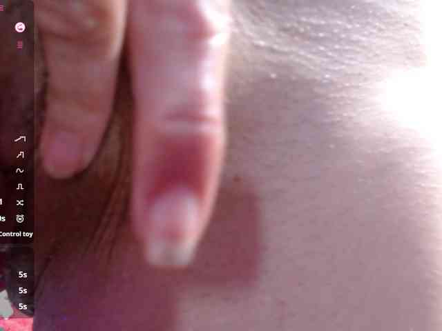 Esmeralda-Oik webcam