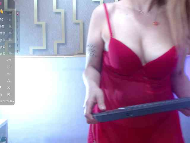 Esmeralda-Oik webcam