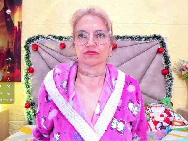 Esmeralda-Oik webcam