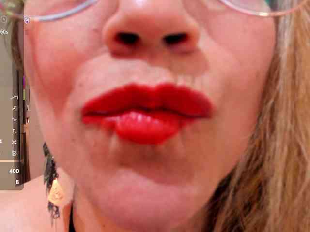 Esmeralda-Oik webcam