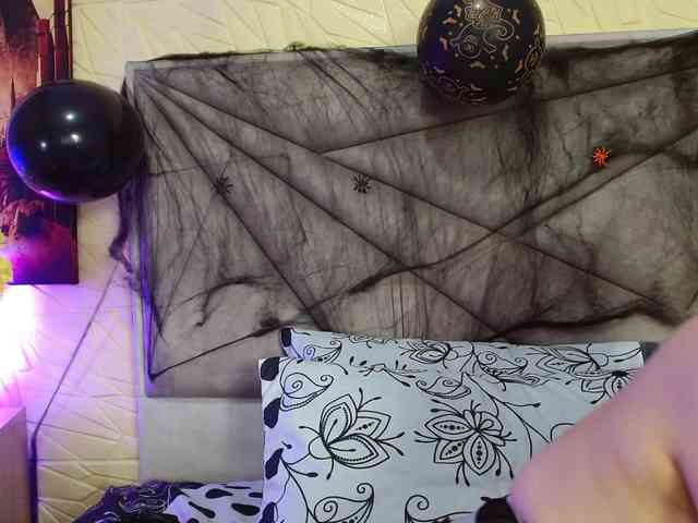 Esmeralda-Oik webcam