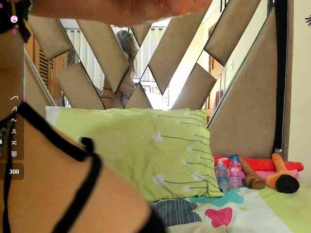 Esmeralda-Oik webcam
