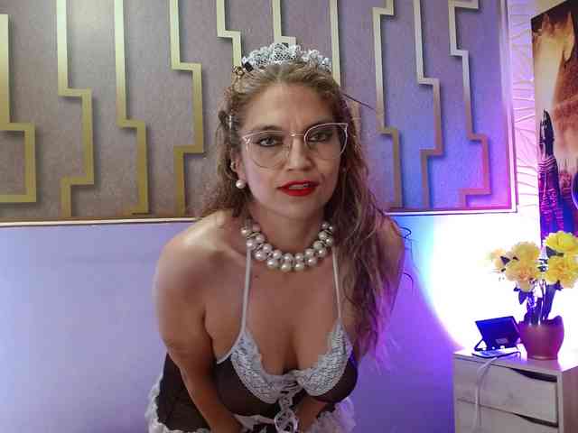 Esmeralda-Oik webcam