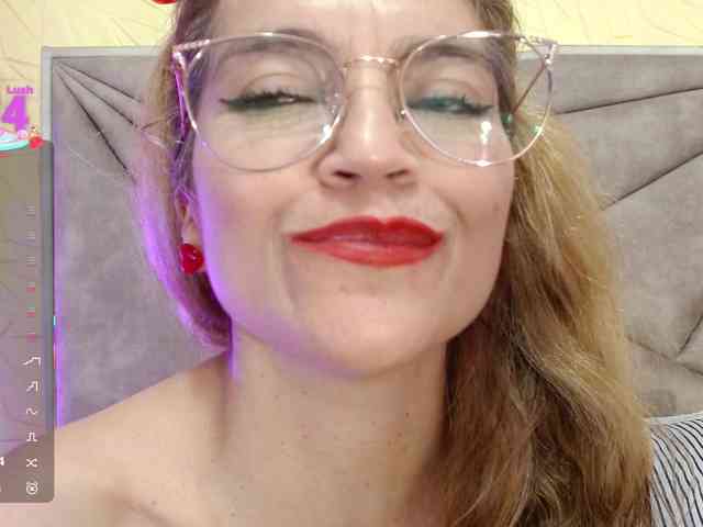 Esmeralda-Oik Esmeralda-Oik