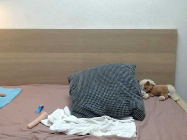 ZoeKhalifa's BongaCams show and profile