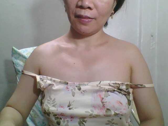 Sexynipps's BongaCams show and profile