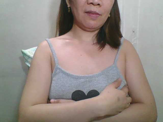 Sexynipps's BongaCams show and profile