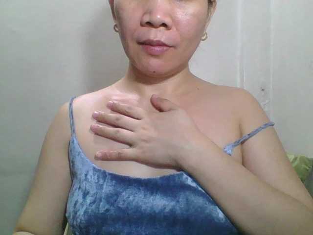 Sexynipps's BongaCams show and profile