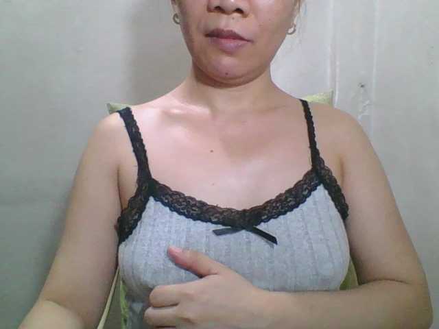 Sexynipps's BongaCams show and profile