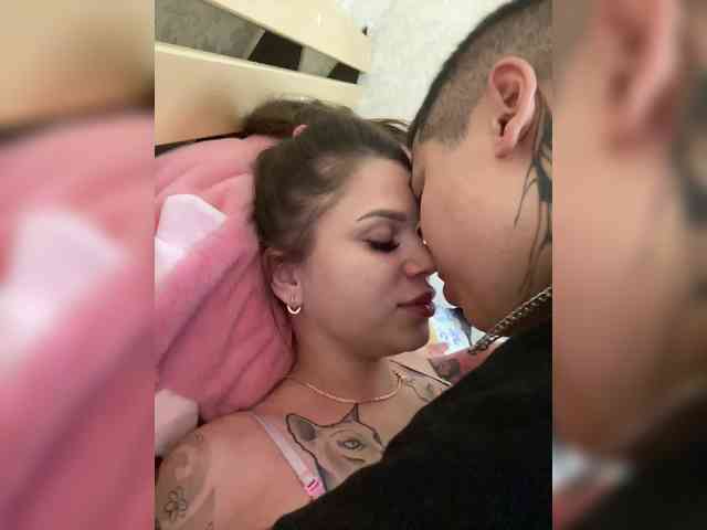 Flipflapfap Live Webcam on {site_name}