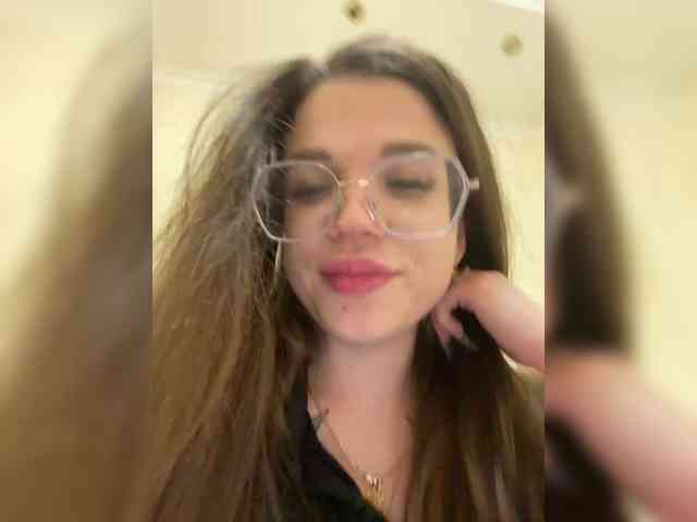 Flipflapfap Live Webcam on {site_name}