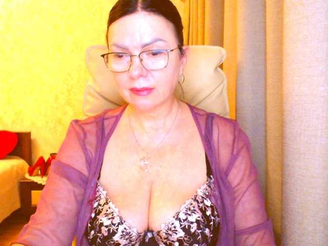 Monica-1203 — HI BOYS) WATCHING CAMERA WITH COMMENTS 40 TOKENS; ALSO BUY MY VIDEOS FOR 20 TOKENS) THERE I FUCK AND PLAY WITH MY WET HOLES)