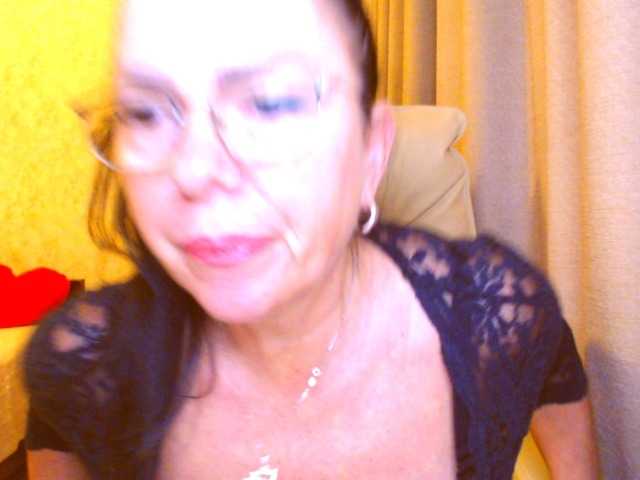 Monica-1203 webcam