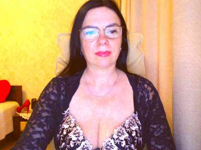 Monica-1203 webcam
