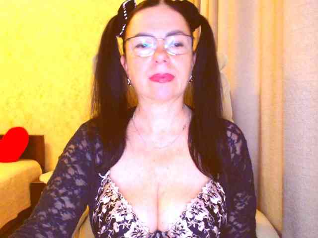 Monica-1203