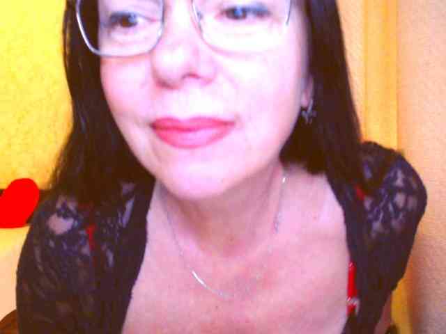 Monica-1203 webcam